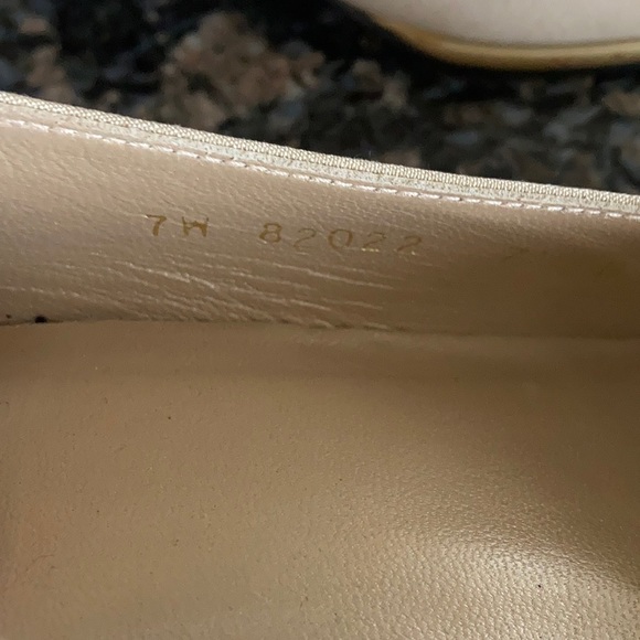 STUART WEITZMAN BLOCK HEEL SHOES SIZE 7W - Picture 7 of 11